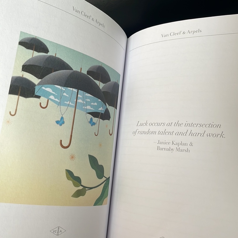 Authentic Van Cleef & Arpels Notebook📒 - Picture 13 of 15